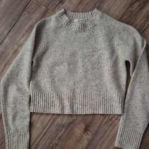 Universal Thread Speckled Cream Cropped Crewneck Sweater